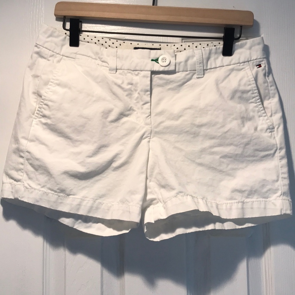 Tommy Hilfiger White Shorts - size 6